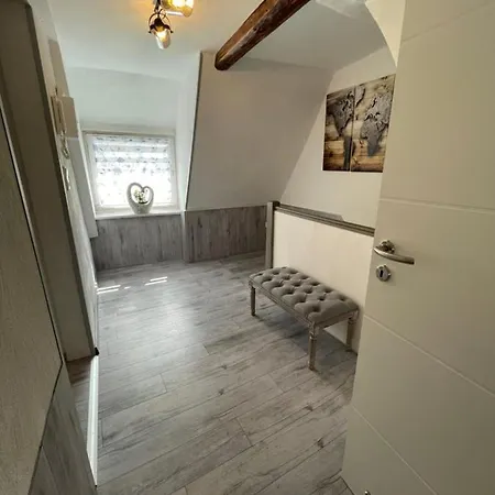 A4 Am Marktplatz * 고슬라르